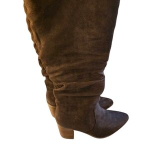 Universal Thread Brown Suede Women's Boots
